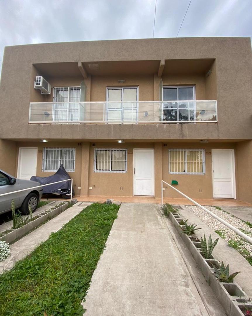 Dúplex  de tres ambientes- Ituzaingó Norte - a mts. Autopist