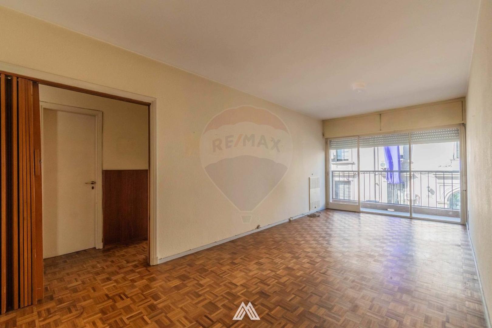 Doctor Javier Barrios Amorín 1400