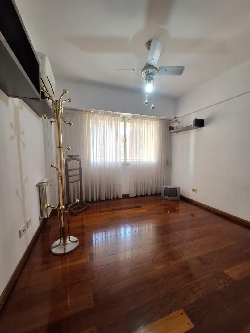 PISO EXCLUSIVO 3 DORMITORIOS