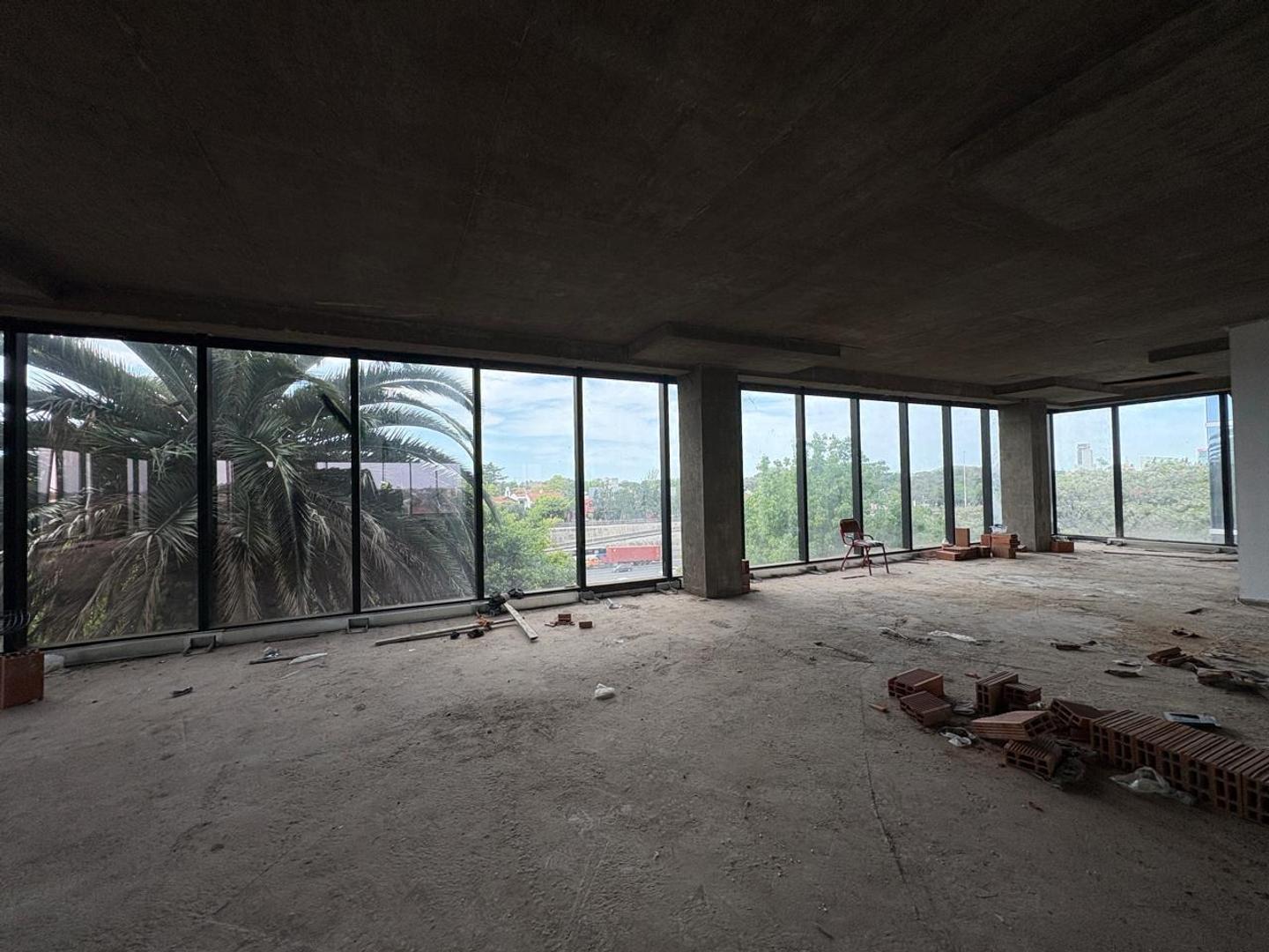 Oficina en Venta al Este