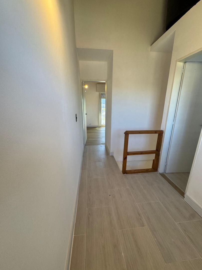 Casa 2 ambientes con 1 baño