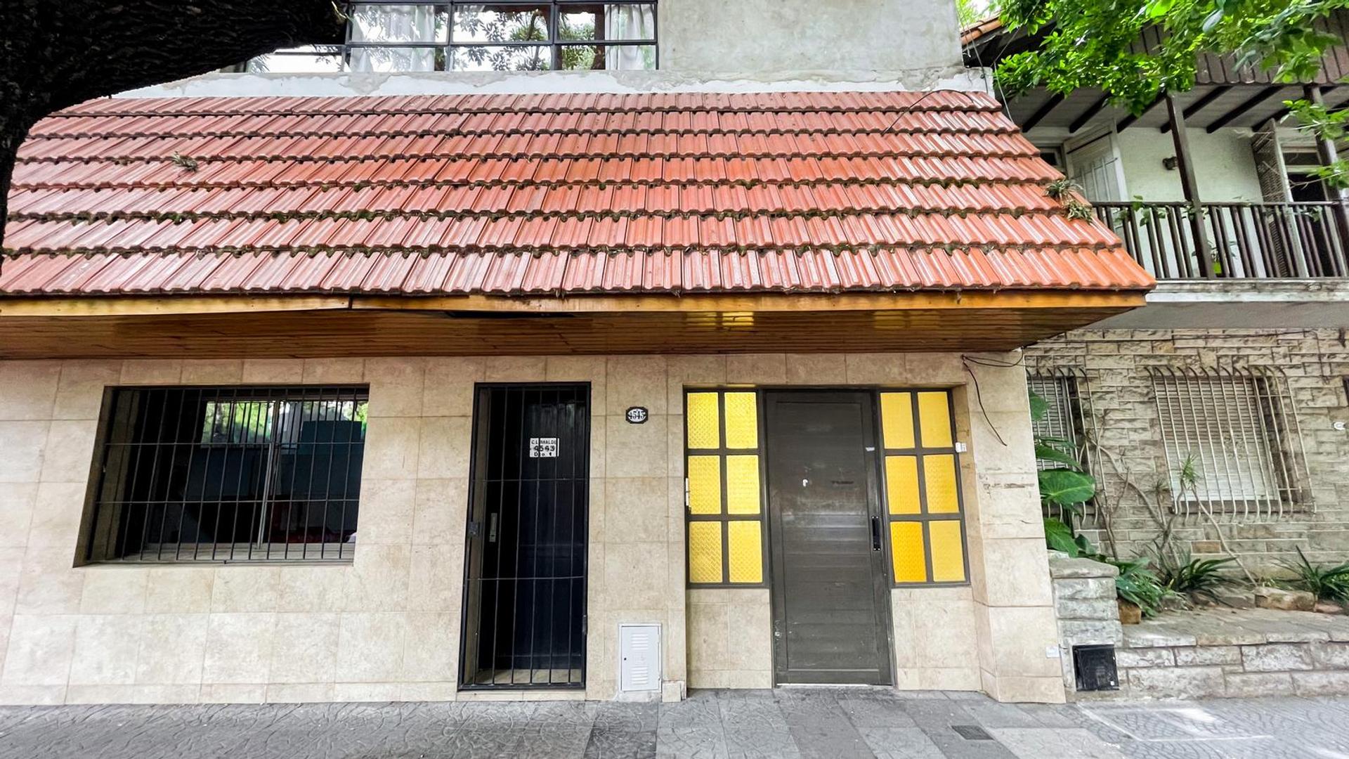 Depto Tipo Casa en Venta en Saavedra, USD 270.000