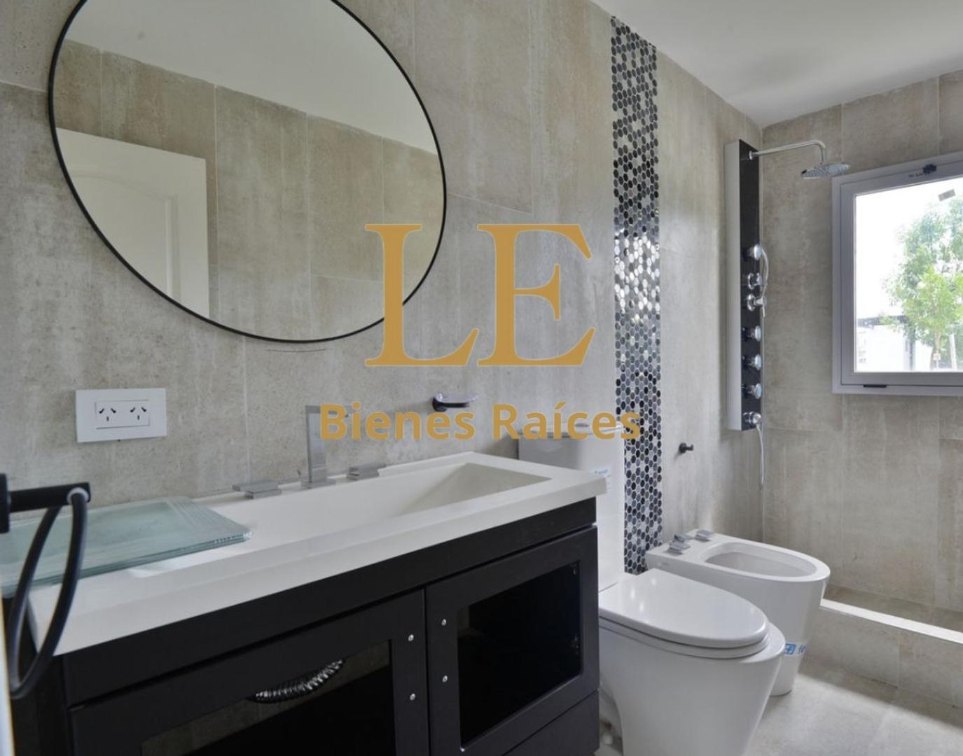 Casa en Venta al Noroeste