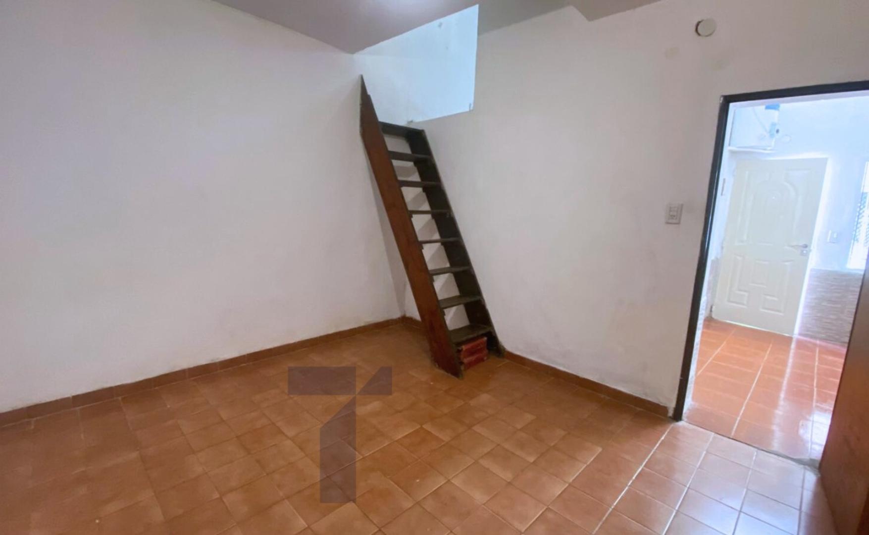 Departamento 4 ambientes tipo PH sin expensas