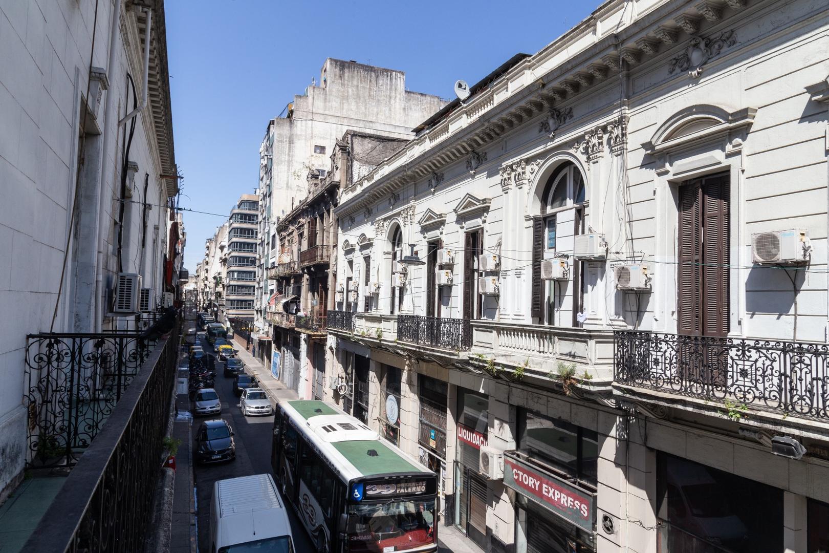 Hotel en Venta 100 años