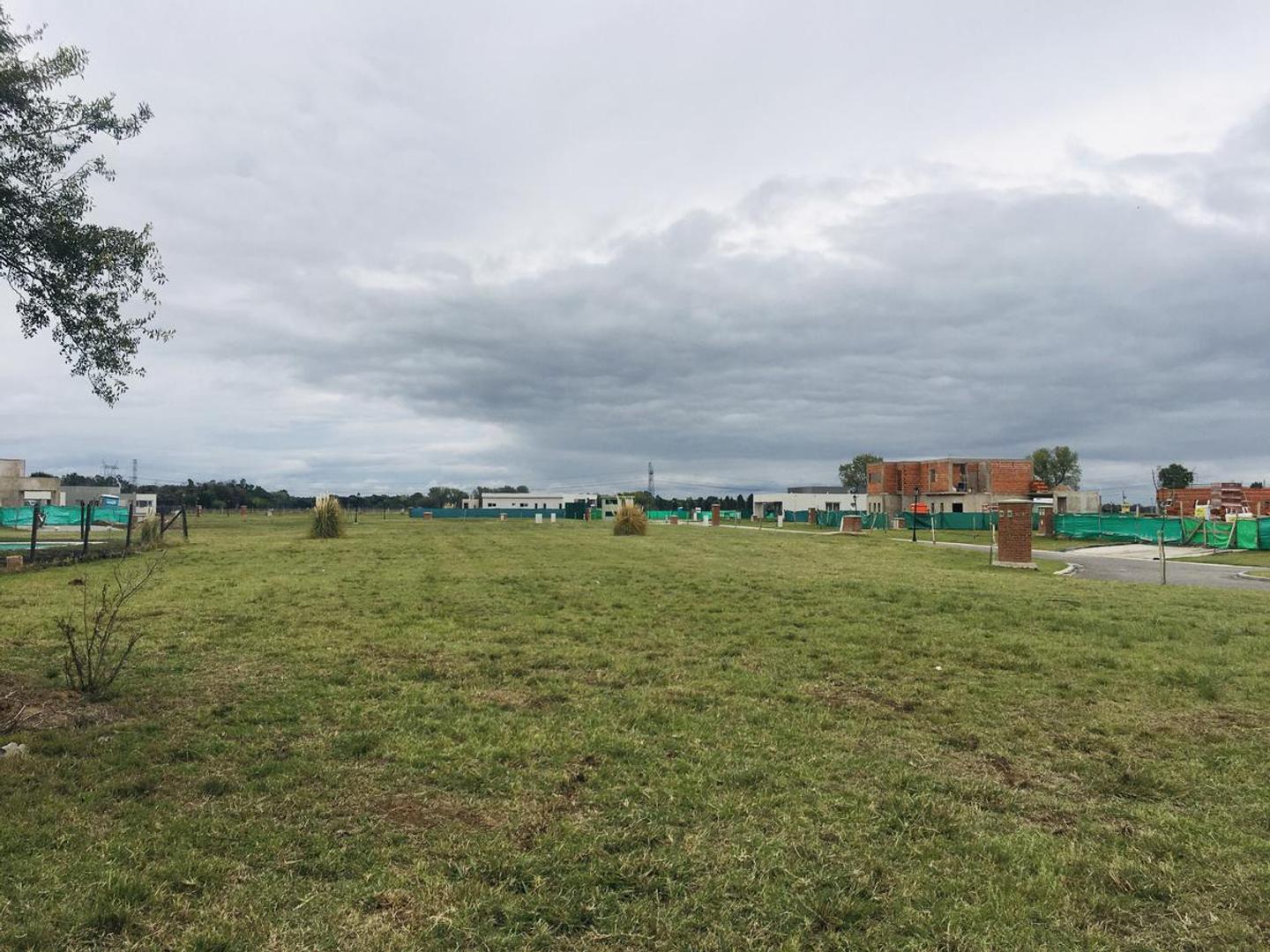 Terreno en Venta 30  mts Fondo