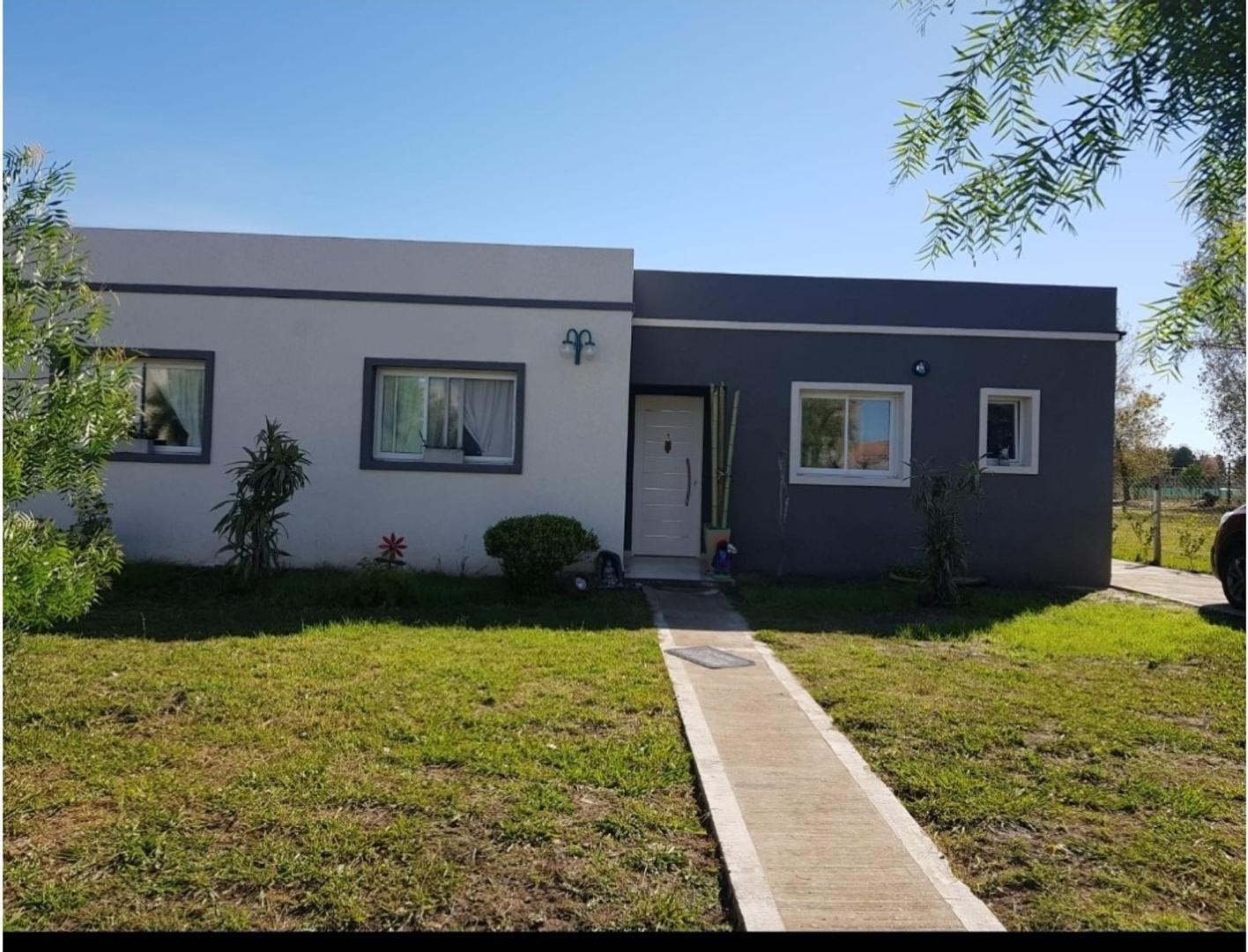 Casa en alquiler anual en San Ramon Pilar Del Este