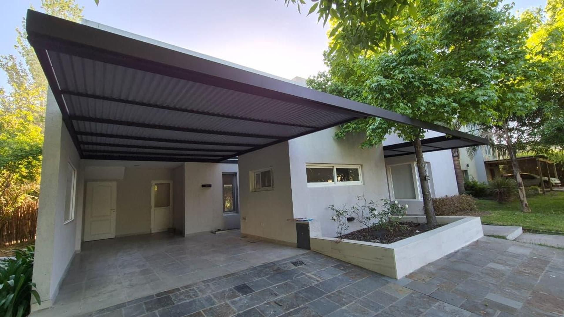 Casa en Venta en Alamo Alto, USD 245.000