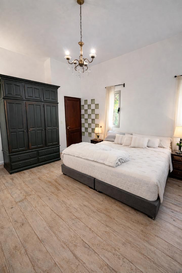 Guillermo Costalonga 700