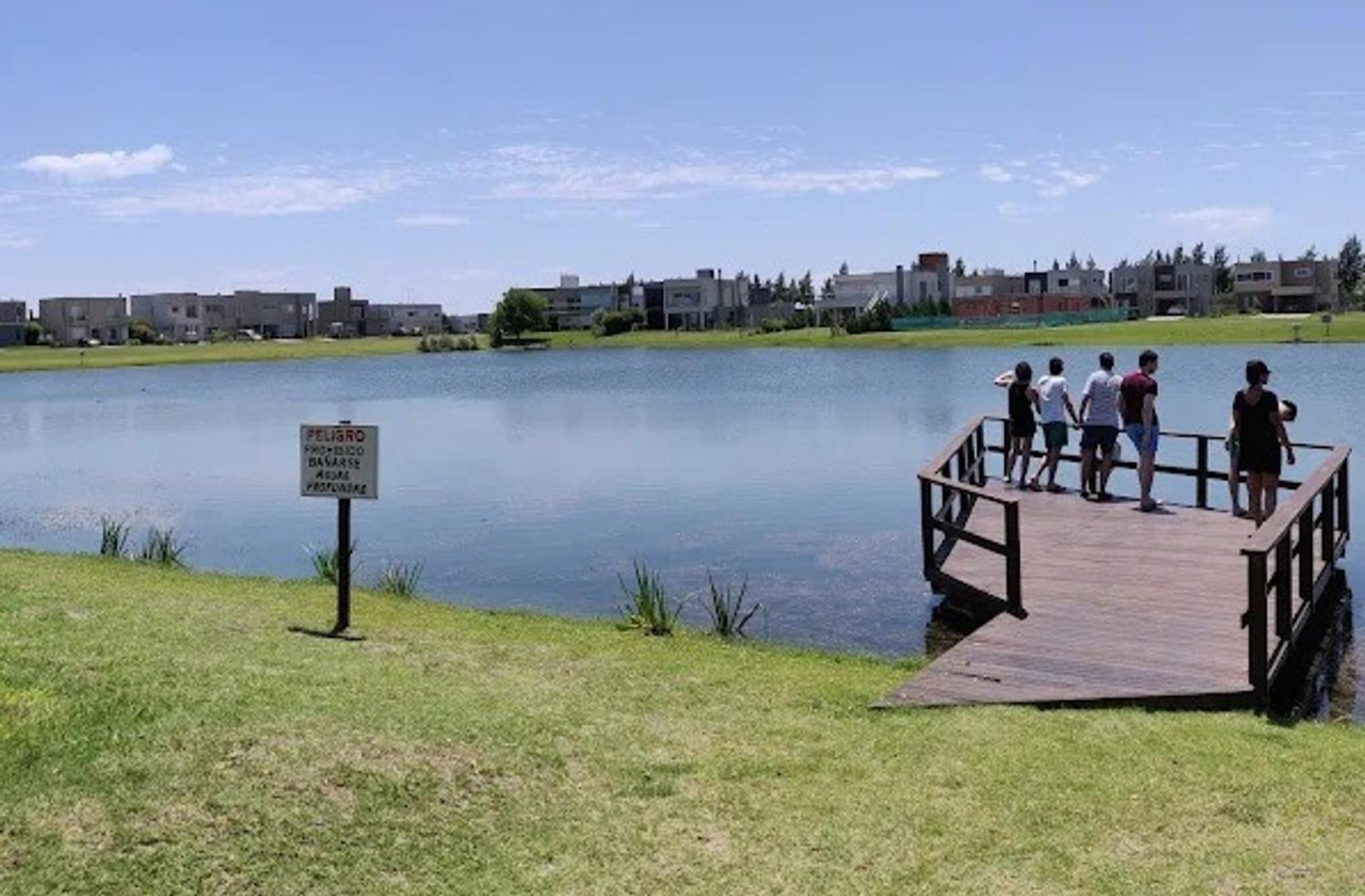 LOTE EN VENTA EN BARRIO LOS TRONCOS