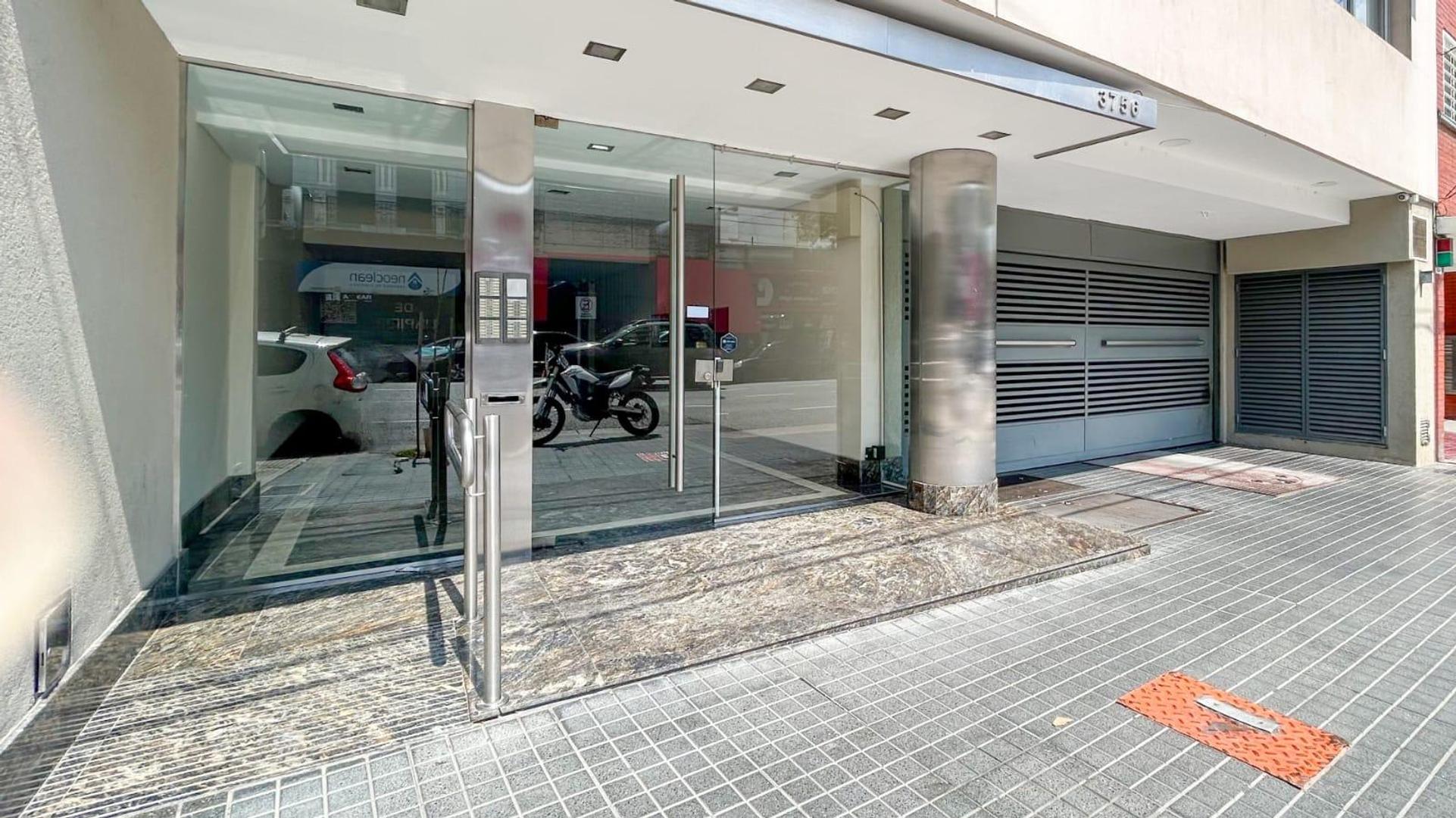 San Juan 3700 10° piso.Departamento de 2 ambientes Balcón Cochera fija cubierta en Boedo VENTA