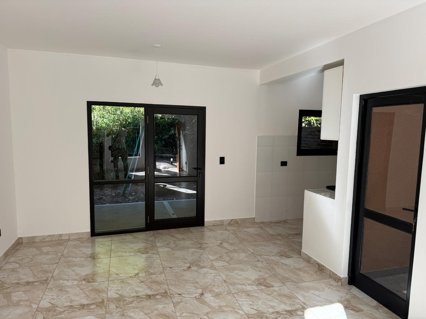 Departamento en Alquiler en Ebenezer, $ 780.000