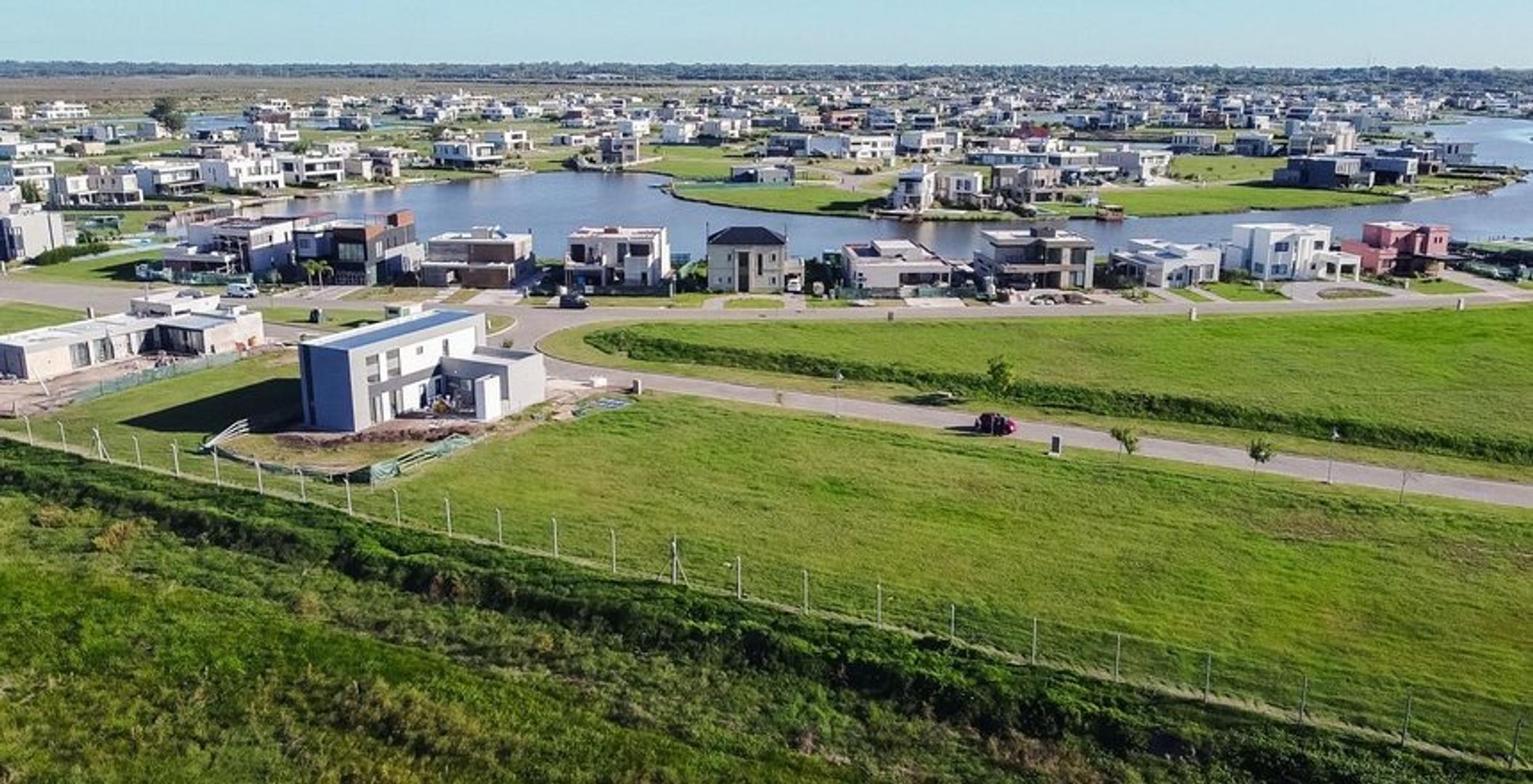 Terreno en Venta en Pueblos Del Plata - Villalobos, USD 73.000