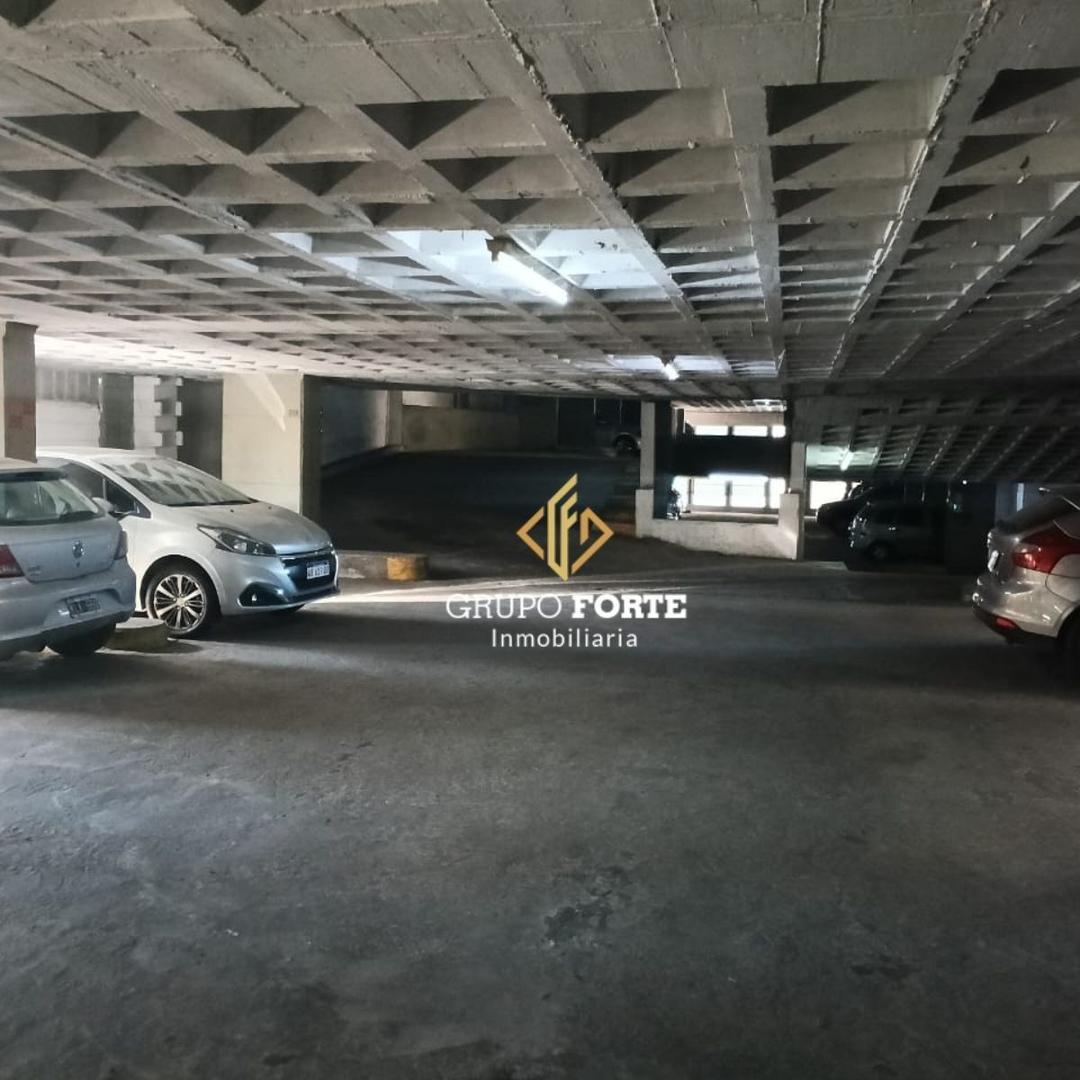Cochera a la Venta  zona centrica