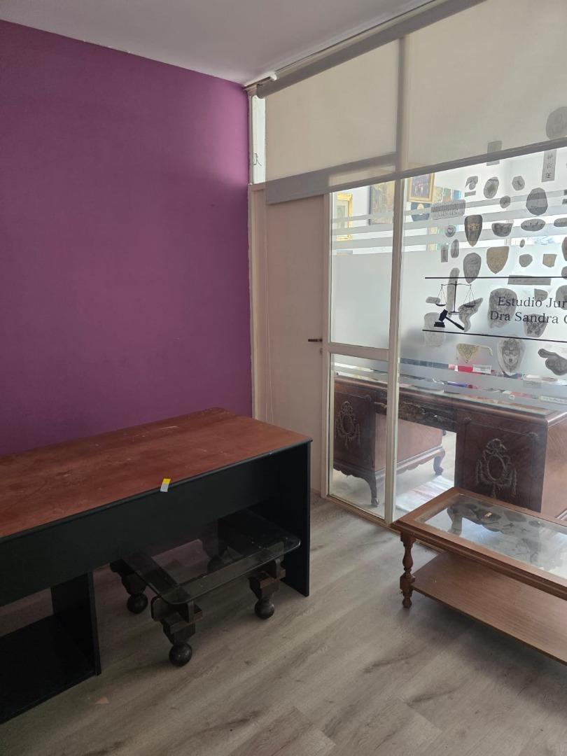 Ituzaingó 300, Piso 1