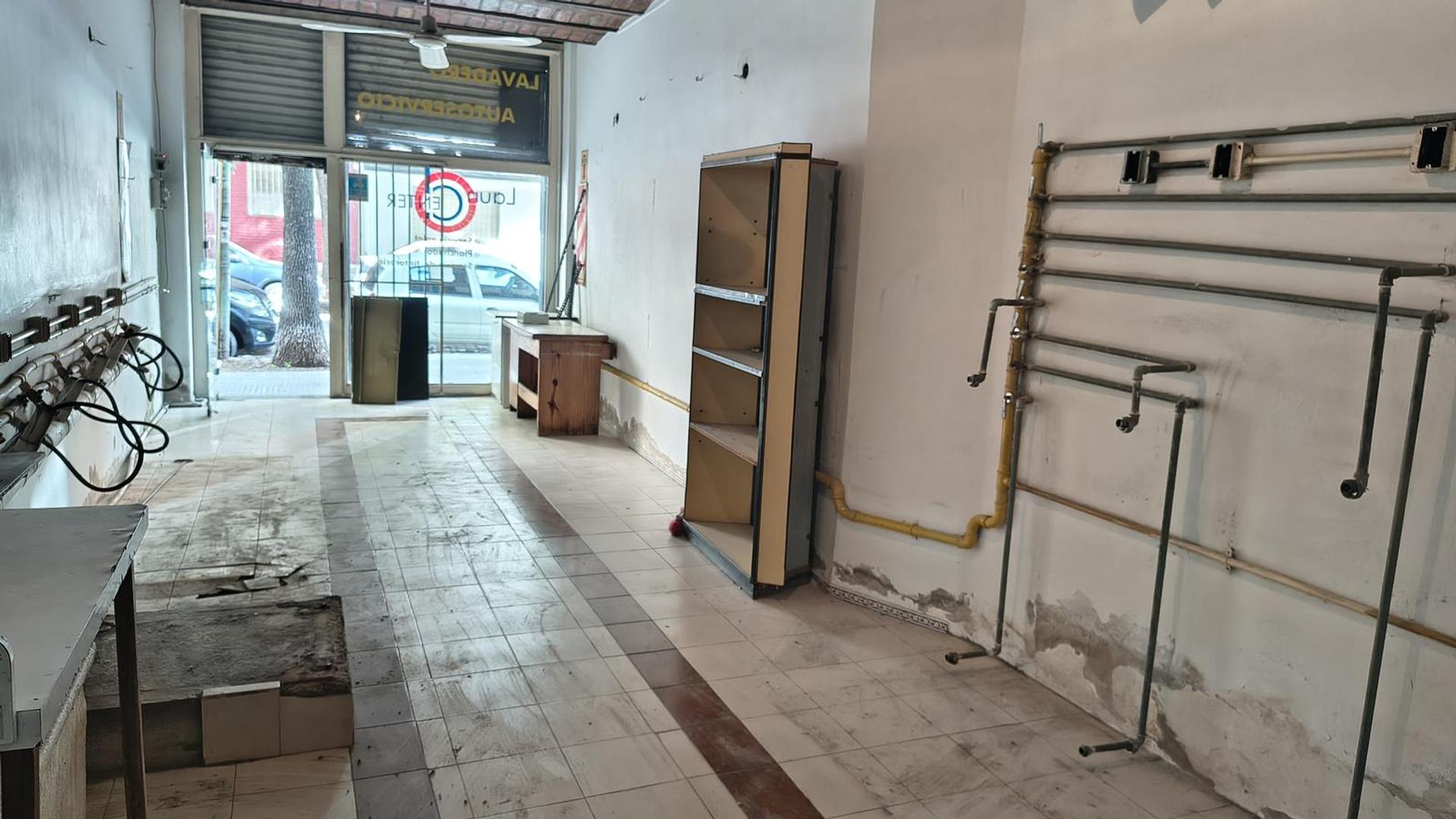 Local en Alquiler 60 años