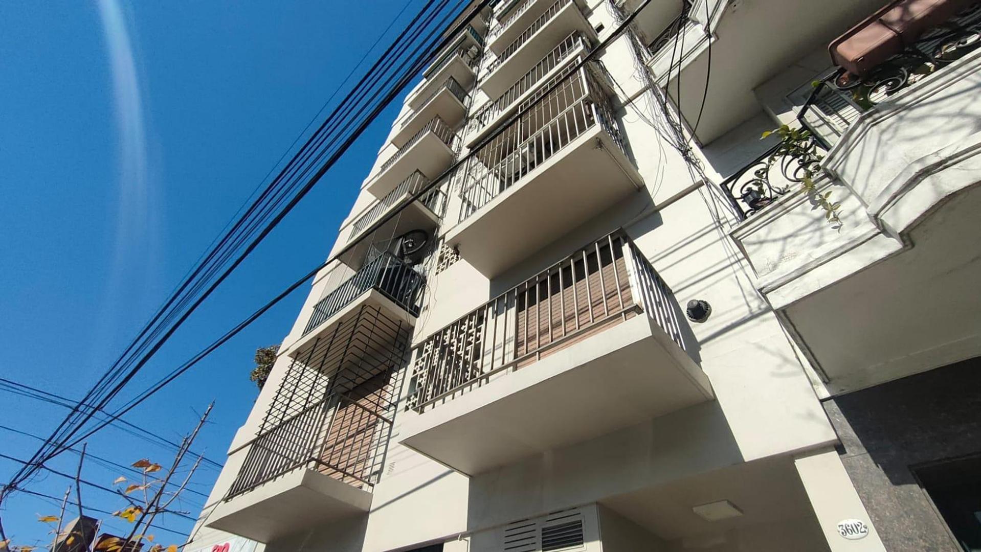 Cochabamba 3600 Departamento Monoambiente Balcón al Frente VENTA Boedo