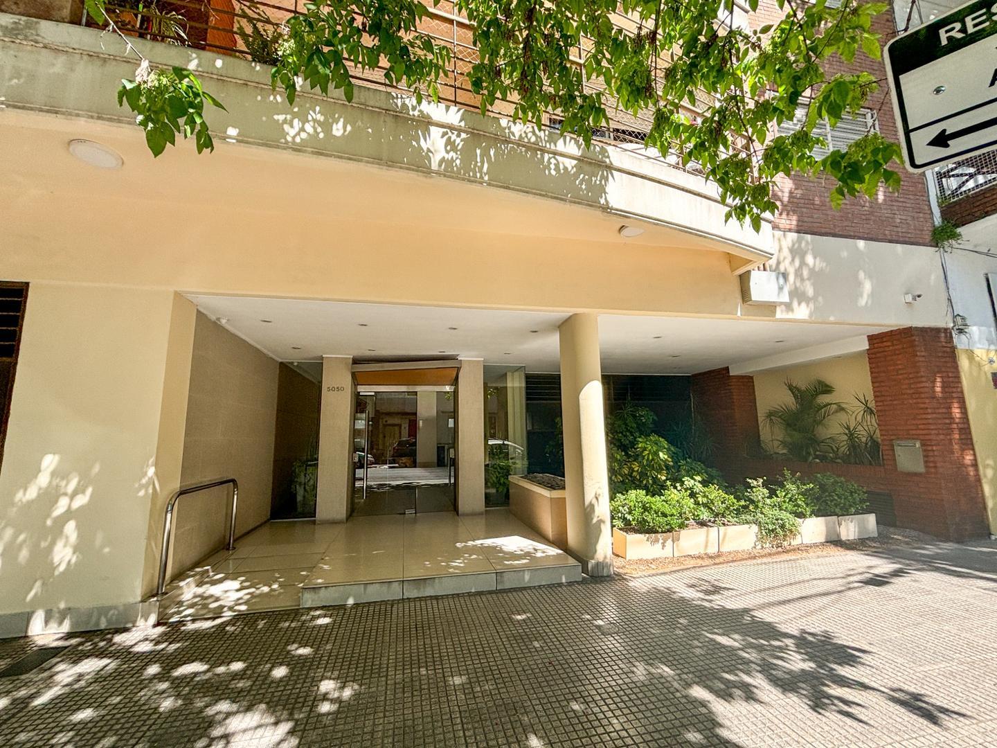 Nahuel Huapi 5050 , Piso 8