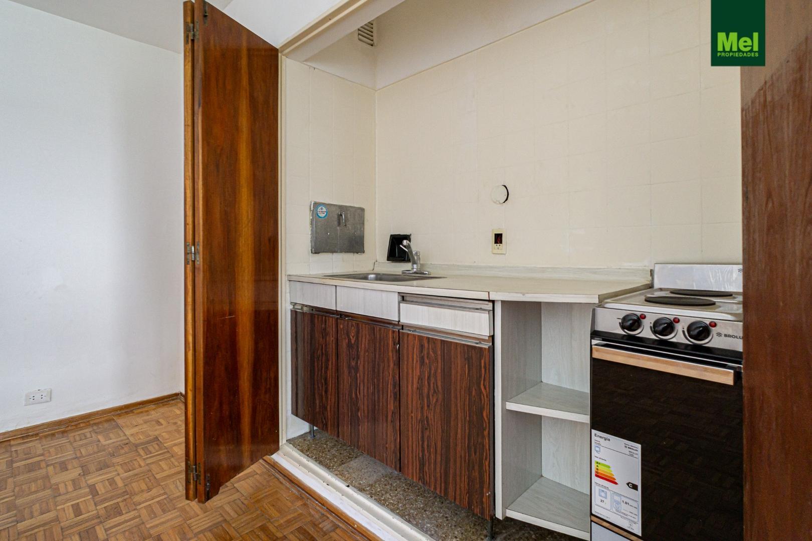 1 ambiente contrafrente luminoso