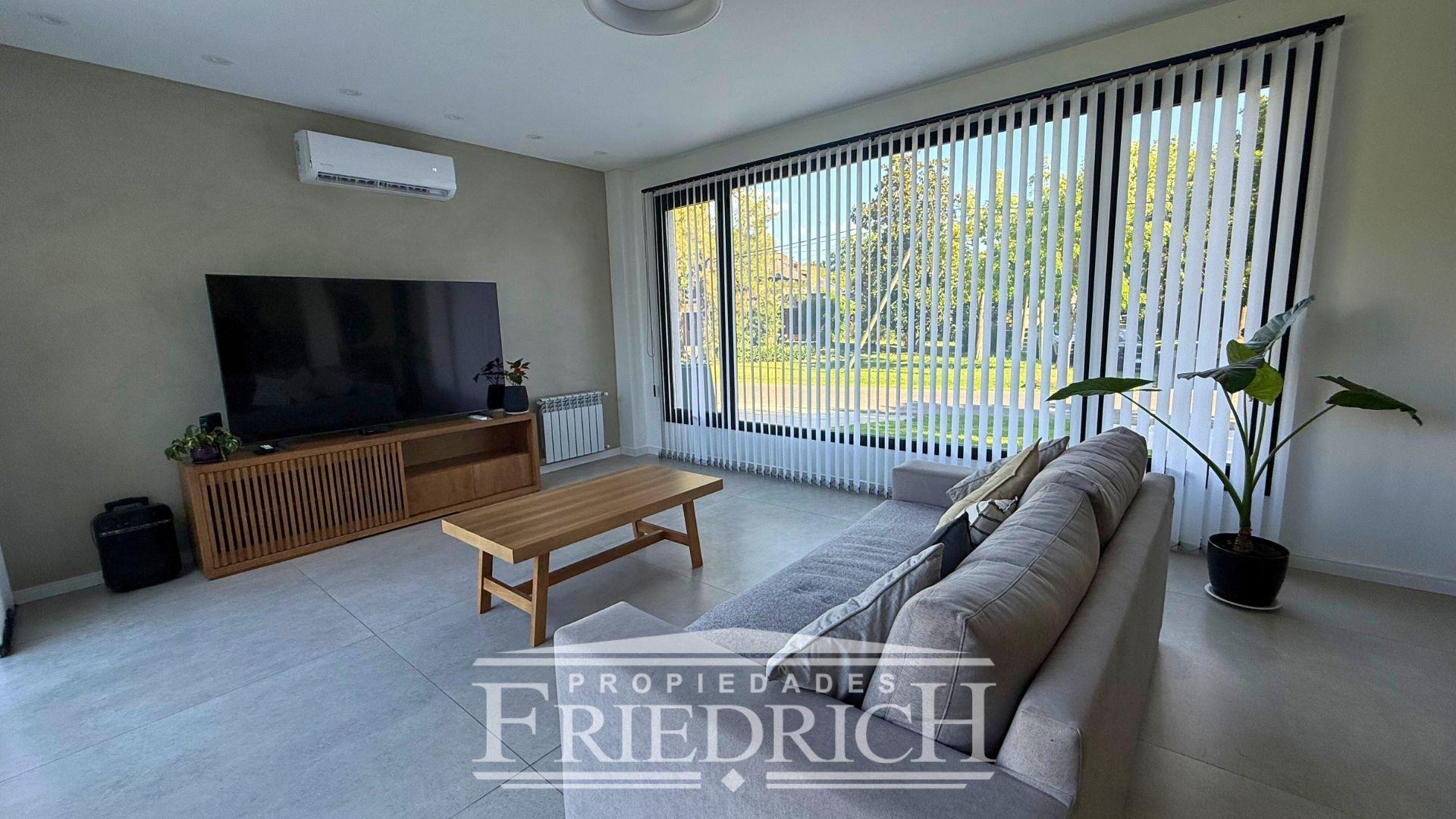 Casa en Venta de 4 dormitorios