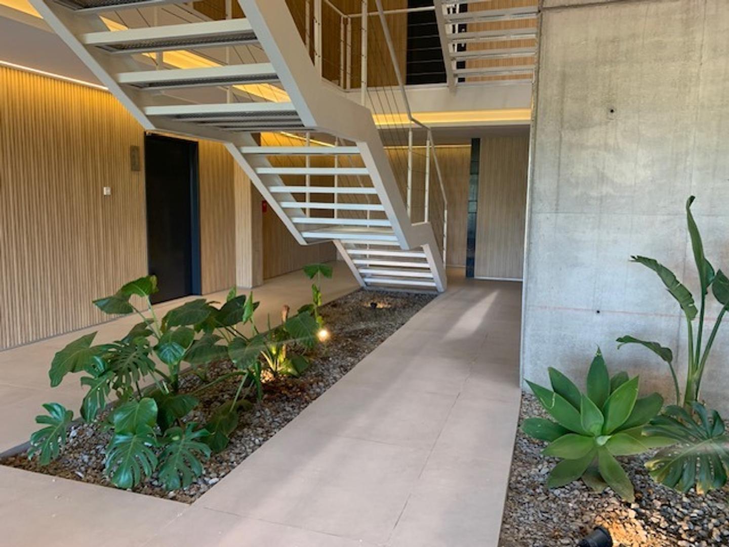 Departamento en Alquiler con 1 cocheras