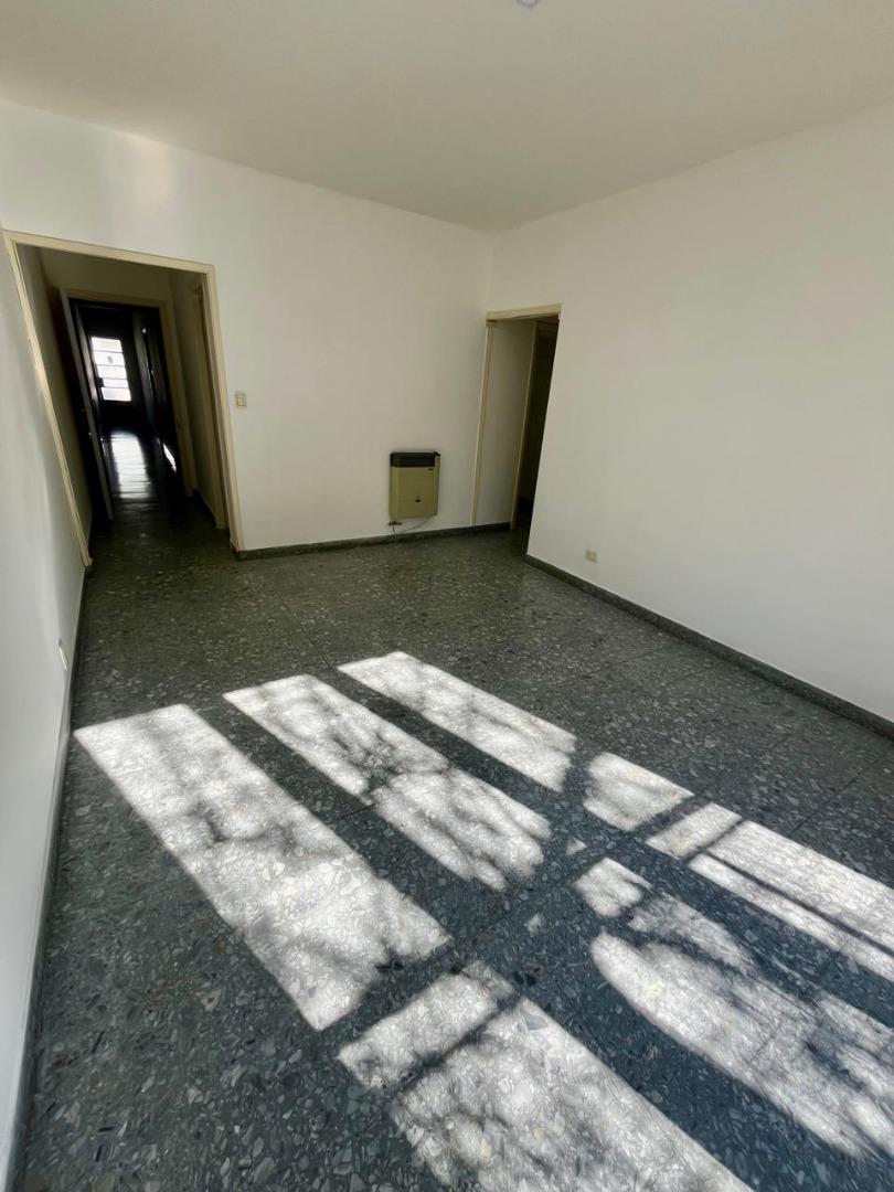 Condarco 2678 , Piso 1