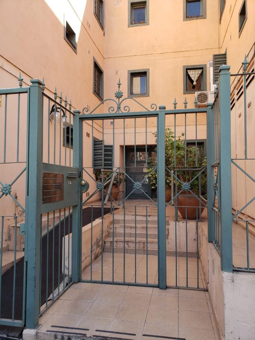 ING. LOPEZ 102 A. ALBERDI 1 DORMITORIO 1 BAÑO BALCON - RENTA