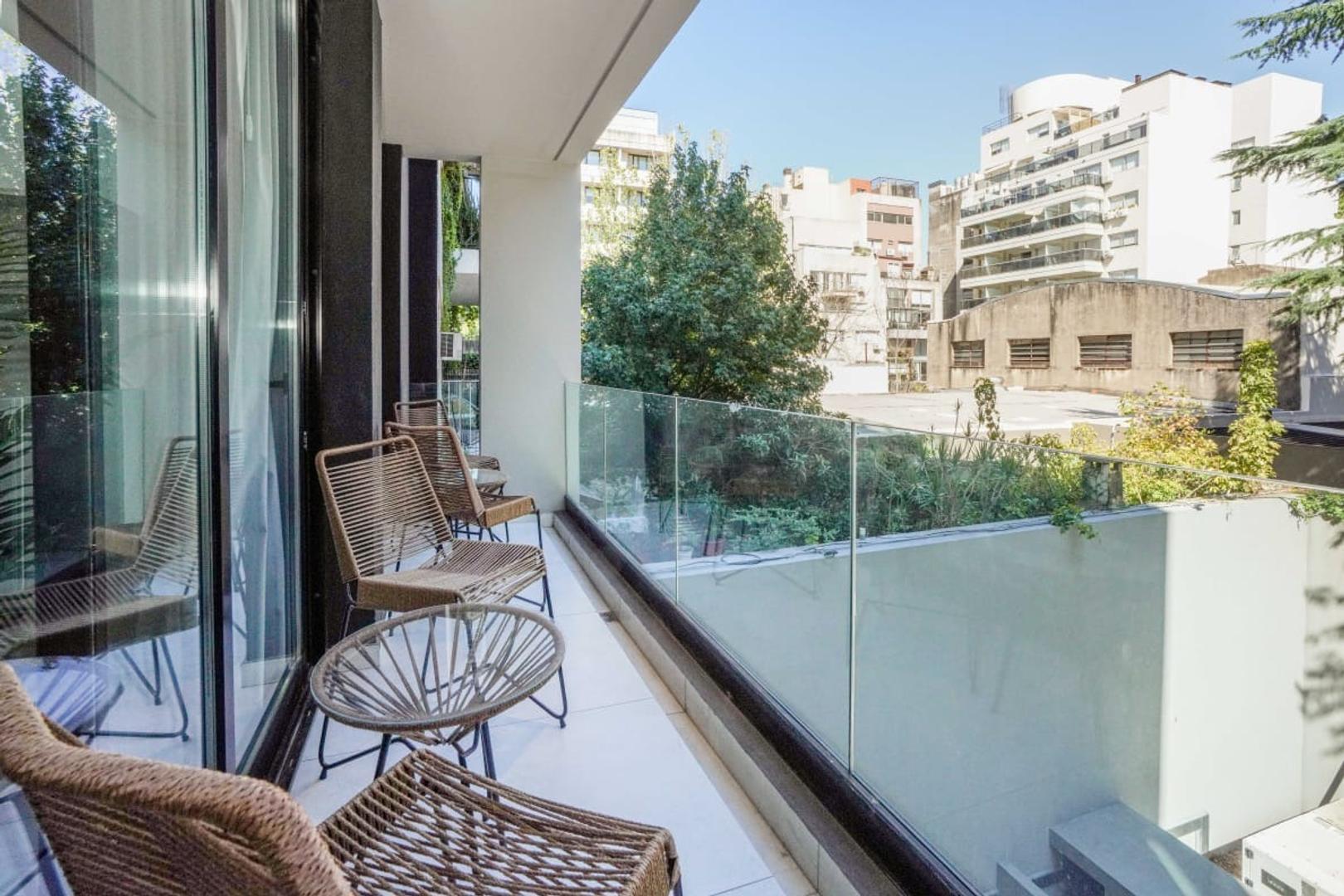 2 amb con balcon vidriado corrido, Humboldt y Paraguay