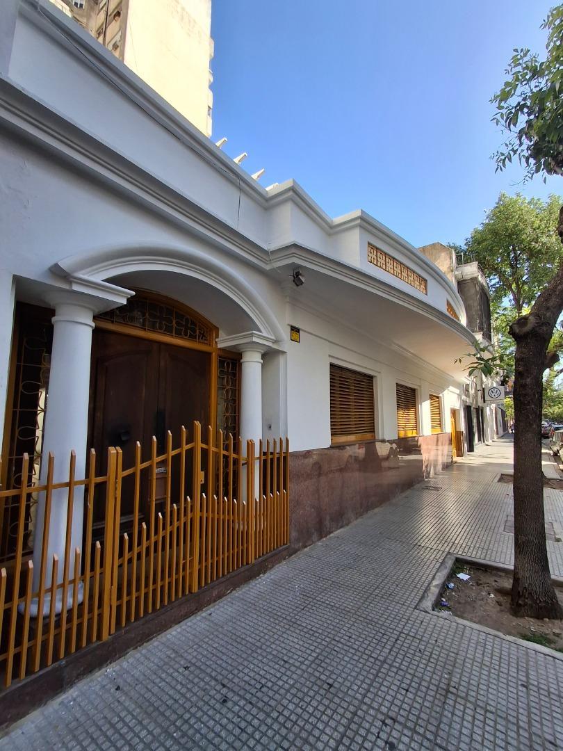 Destino Comercial, Coch y terraz, 216m cubiertos, Darwin 500