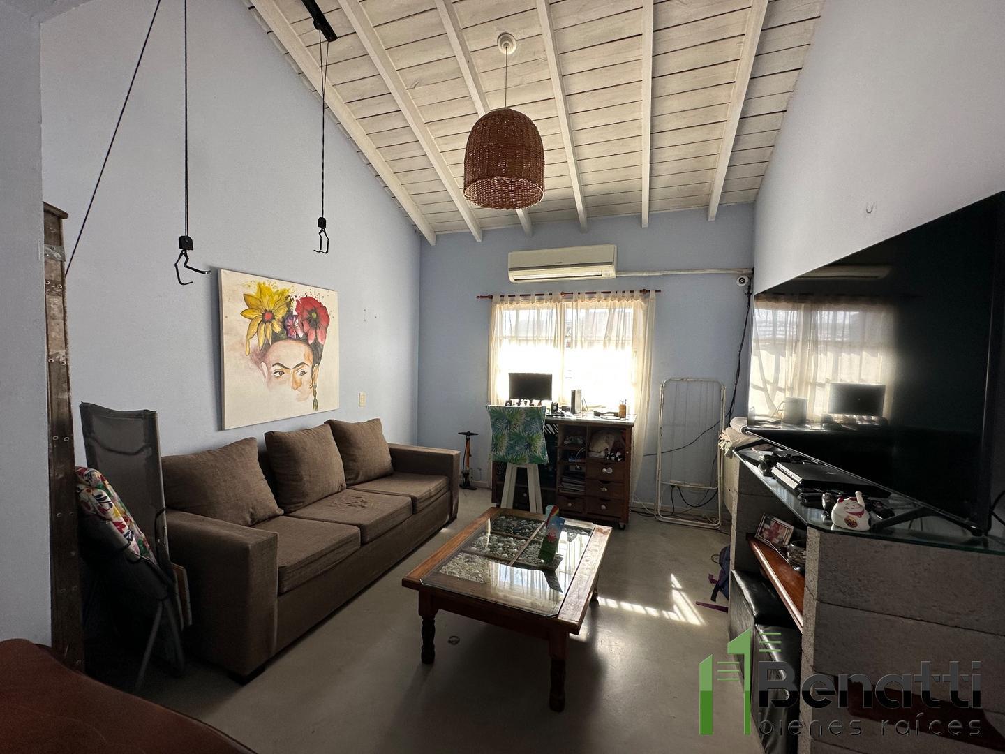 Colombia 50 , Piso 1