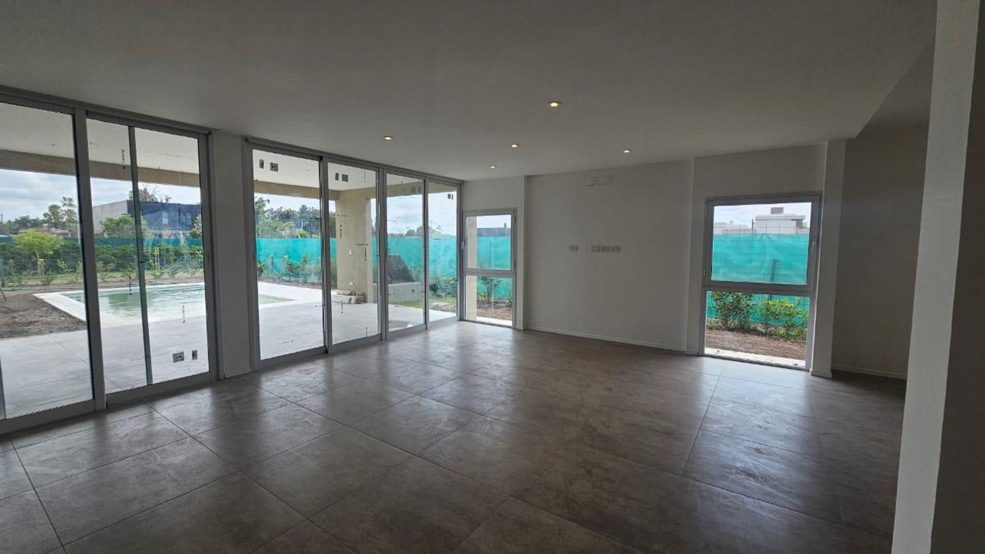 Casa en Alquiler al Sur