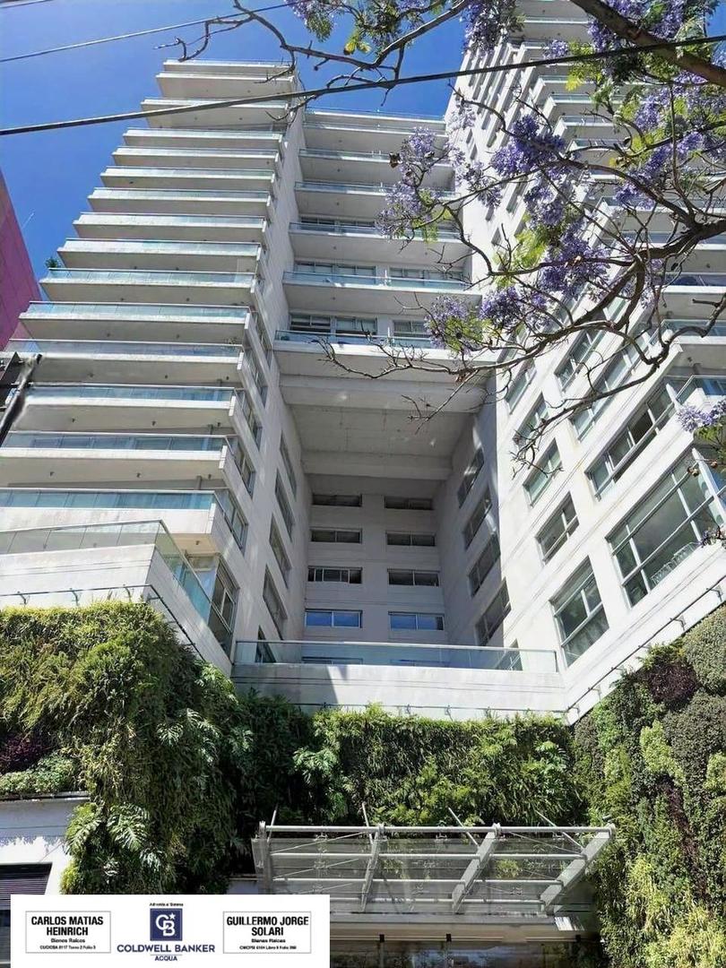 Avenida del Libertador  al 2400