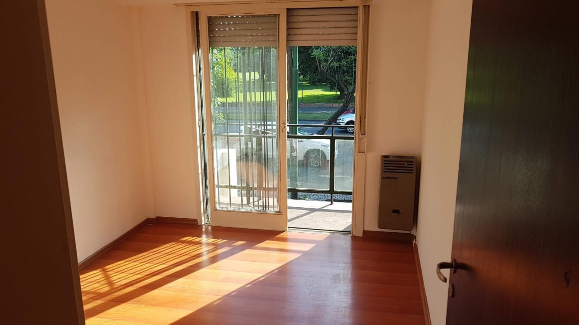 Departamento 2 ambientes en alquiler en San Isidro