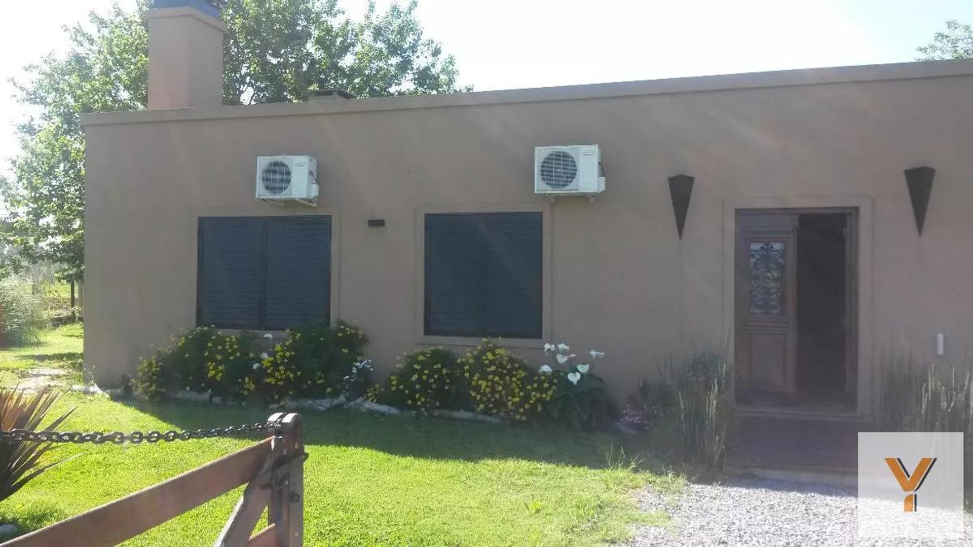Casa Quinta en venta - 3 Dormitorios 1 Baño - 2.109,37Mts2 - Chascomús