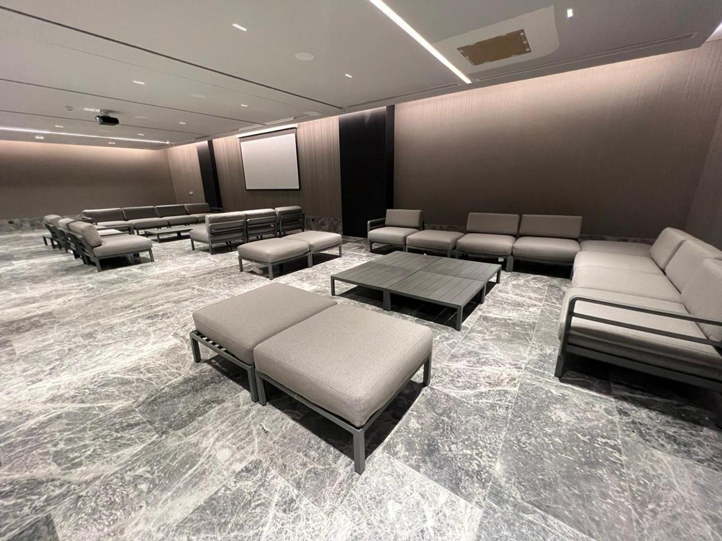 Departamento en Alquiler con 1 cocheras