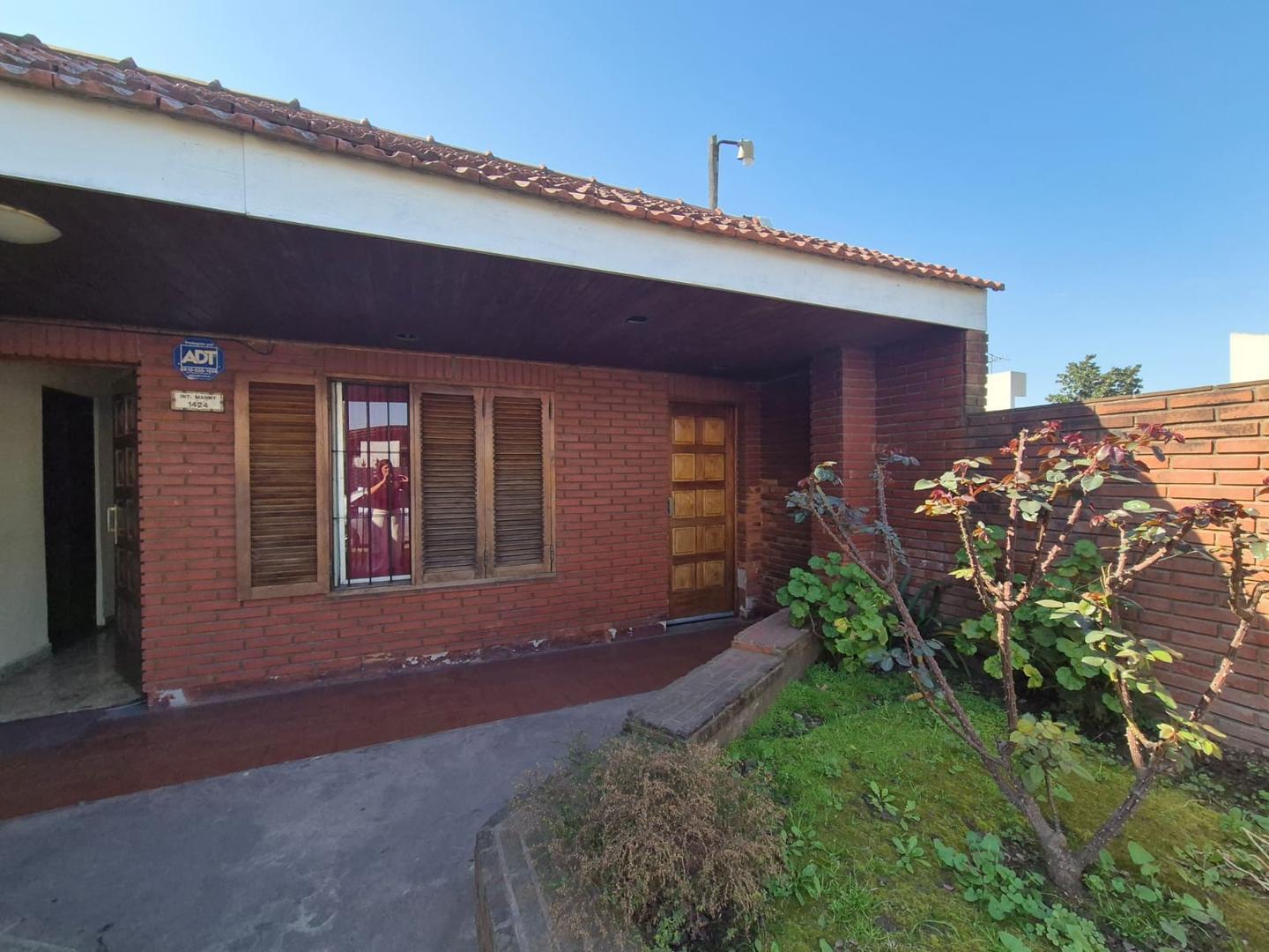 Intendente Manny 1424