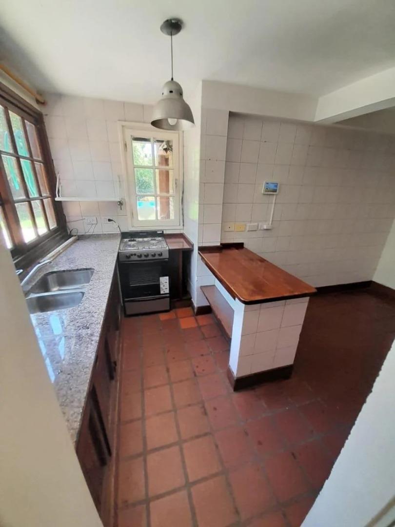 Casa 4 ambientes con 4 baños