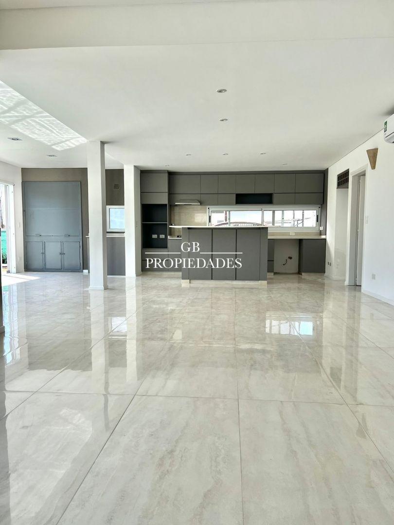 Casa en Alquiler en Lagoon Pilar, USD 1.900