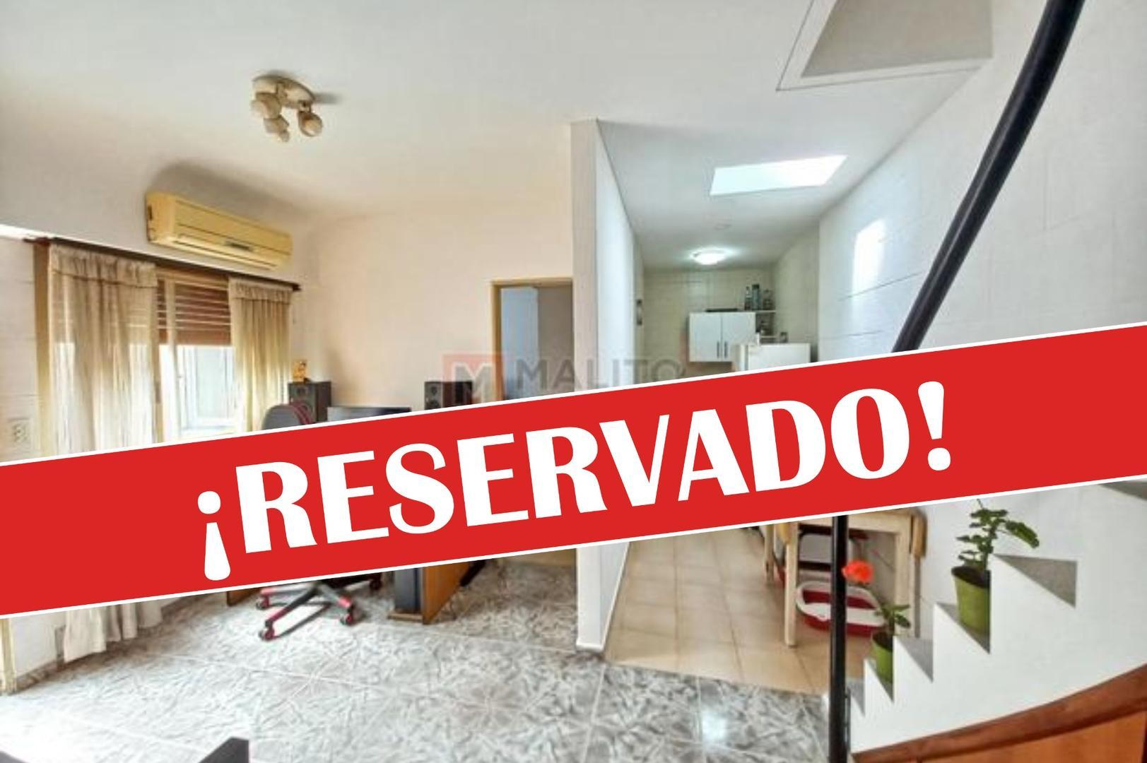 Venta PH Lateral 2 Ambientes con Patio Lavadero