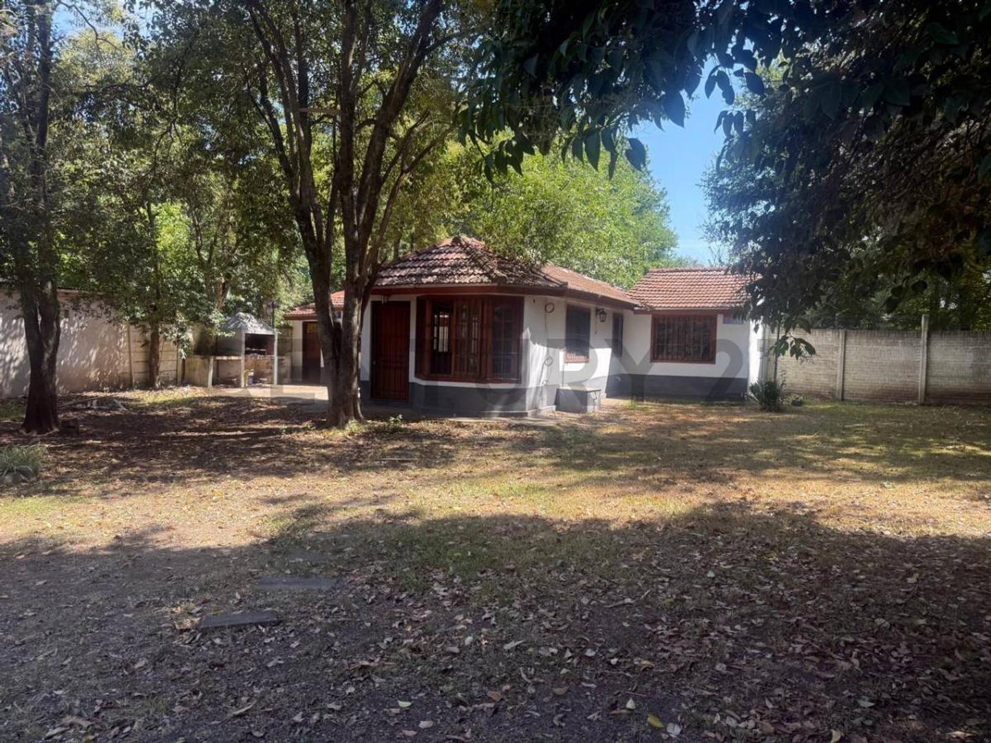 CASA QUINTA EN VENTA MORENO 3 AMBIENTES