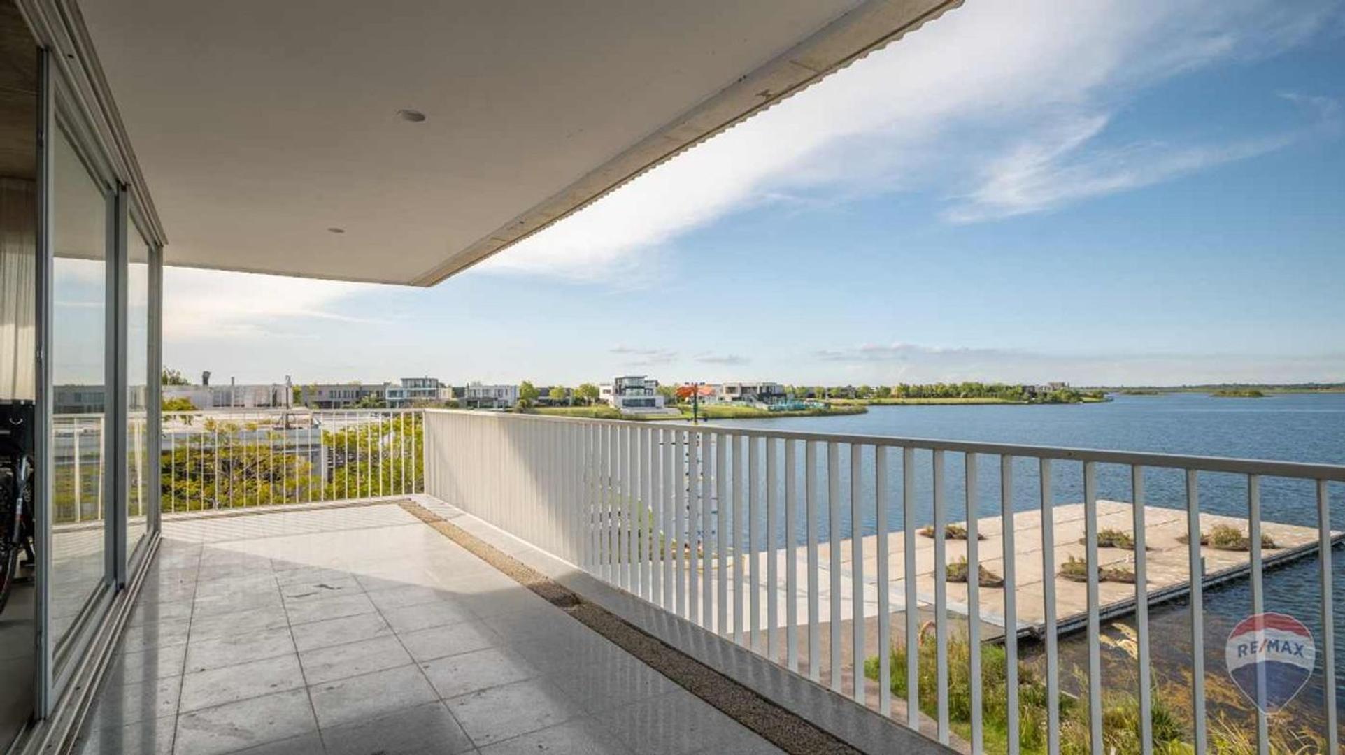 Alquiler Depto 3 ambientes vista lago Central