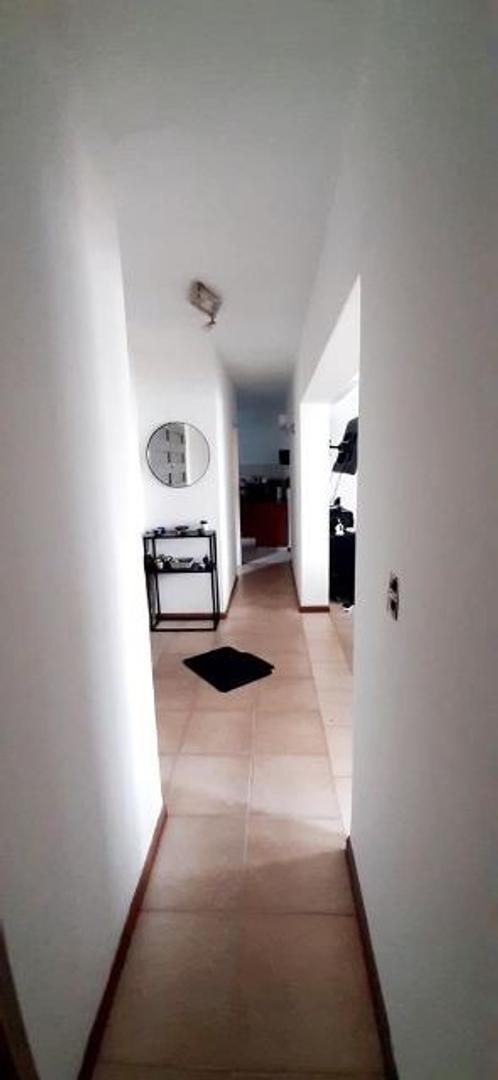 Casa en Venta en Los Robles del Monarca, USD 200.000