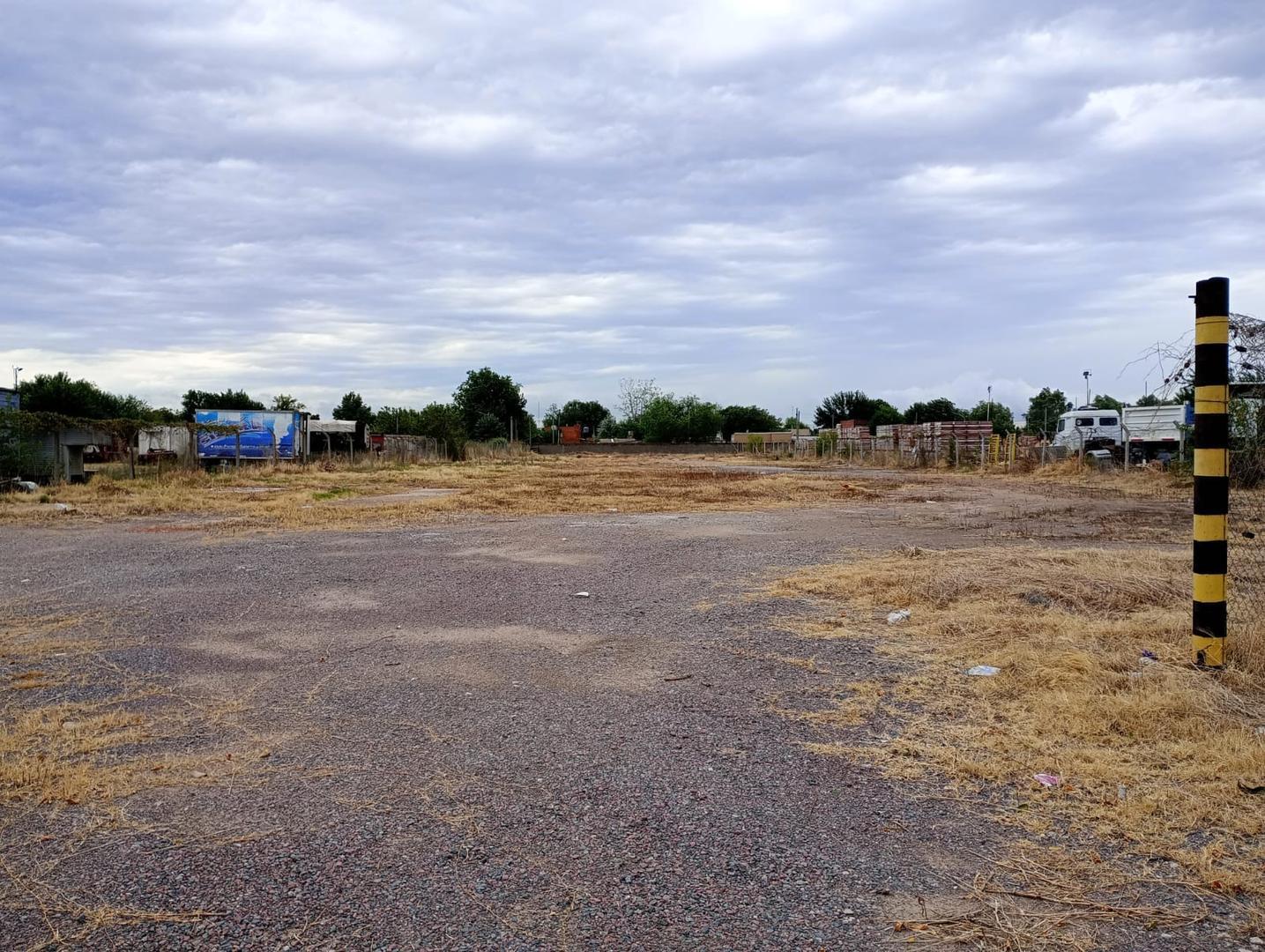 Terreno en Alquiler en Lujan, USD 2.200