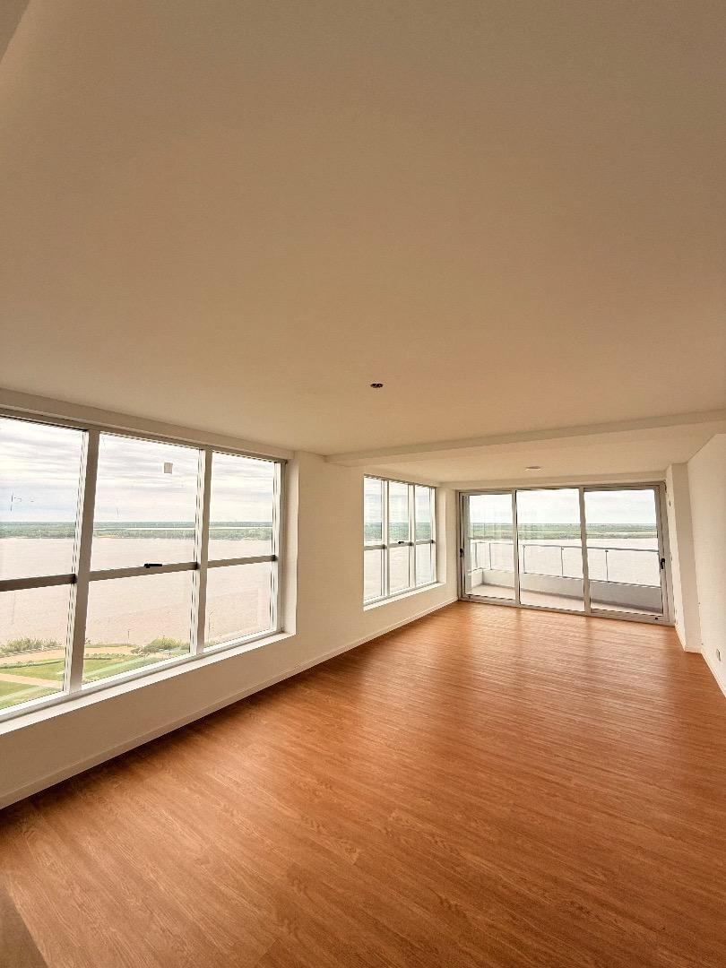 Departamento en Venta con 2 cocheras