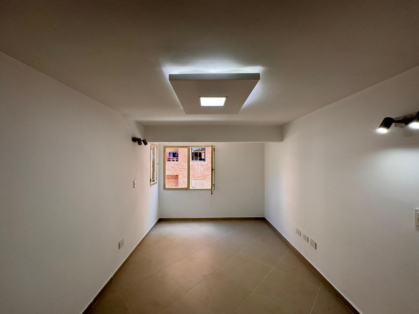 Santiago Del Estero 100, Piso 2