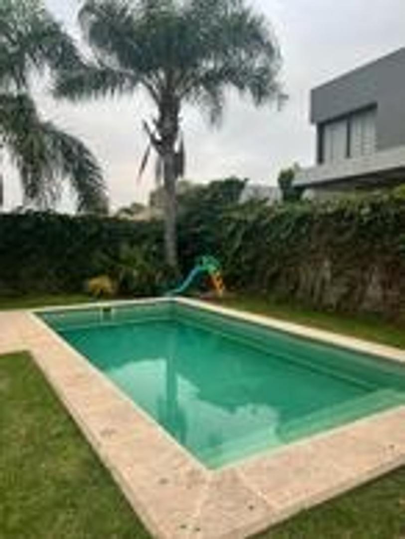 CASA VENTA 3 DORMITORIOS OPORTUNIDAD!