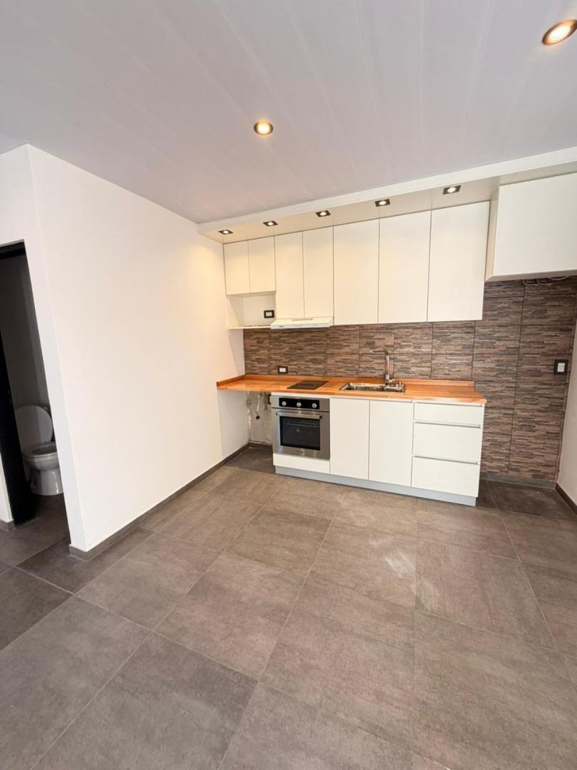 Depto Tipo Casa en Alquiler de 2 ambientes