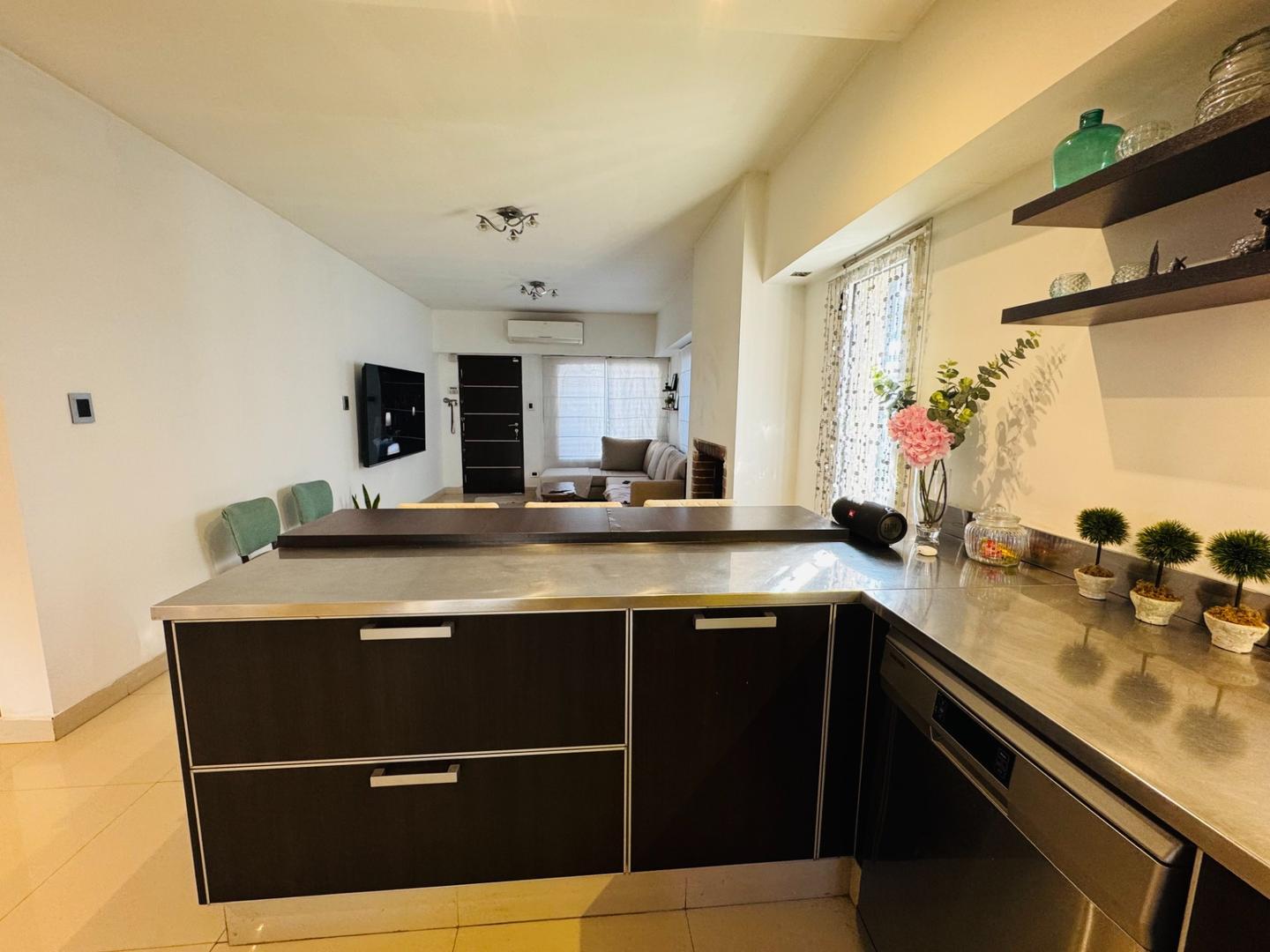 Hipolito Yrigoyen 10800