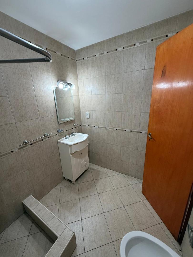 Depto Tipo Casa 2 ambientes con 1 baño
