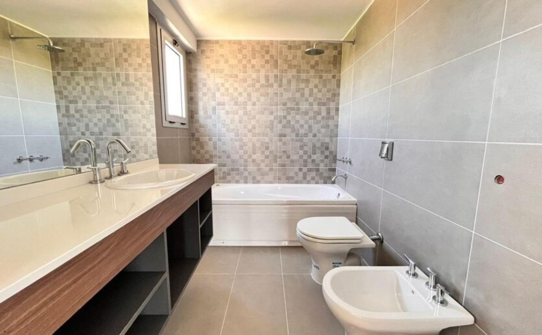 Departamento en Venta con 2 cocheras